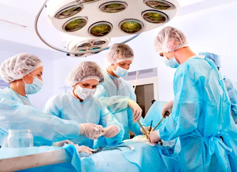 Intervención quirúrgica Intervención quirúrgica para tratar un varicocele