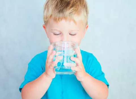 Tratamiento del reflujo vesicoureteral en los niños