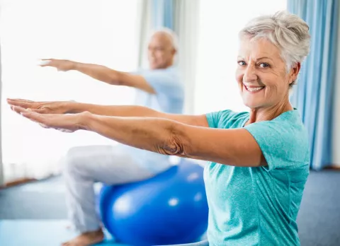 Ejercicios de equilibrio para personas mayores