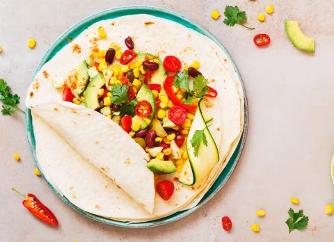 Tacos versión más saludable Taco de maíz y aguacate