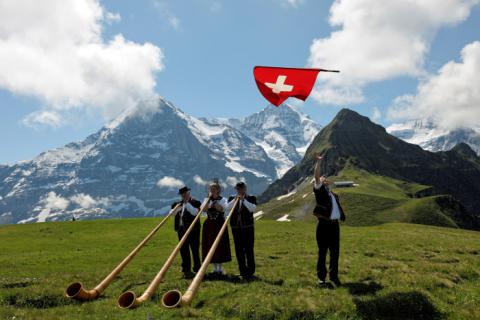 Suiza para mayores, más que lujo y nieve