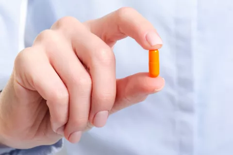 Nuevo fármaco para leucemia mieloide aguda Rydapt, primer fármaco para la leucemia en 25 años