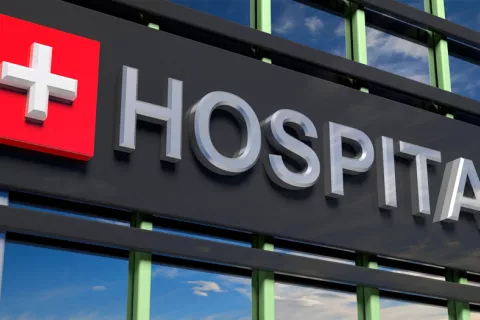 La Paz y la Clínica de Navarra, los hospitales más valorados de España Los hospitales mejor valorados de España: La Paz y la Clínica de Navarra