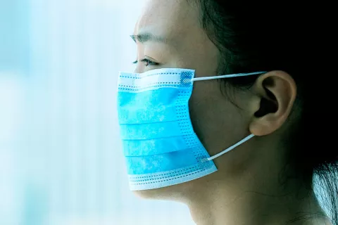 El coronavirus SARS-CoV-2 se transmite entre personas Coronavirus chino 2019-nCoV