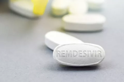 Remdesivir aumenta las probabilidades de mejorar en pacientes COVID-19 Remdesivir aumenta las probabilidades de mejorar en pacientes con coronavirus
