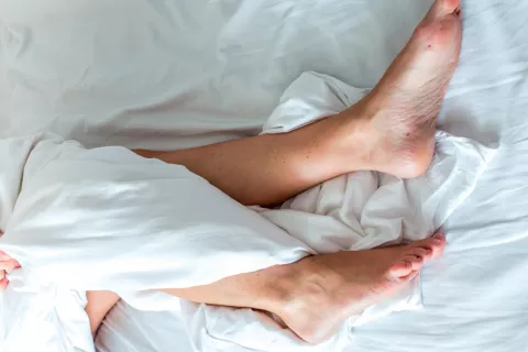 2 millones de españoles padecen síndrome de las piernas inquietas Millones de españoles padecen síndrome de las piernas inquietas