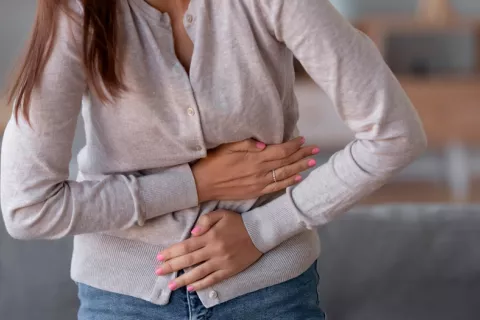 20% de pacientes con COVID-19 solo tienen síntomas gastrointestinales Síntomas gastrointestinales del COVID-19