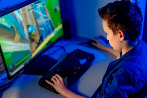Crece en España el uso compulsivo del juego online y otras adicciones Adicción a internet y apuestas en España