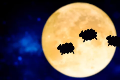 La luna llena influye en el sueño