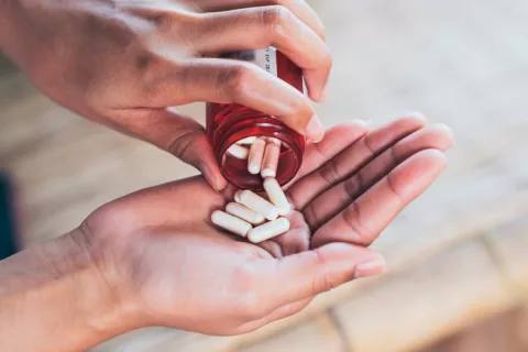 Nueva estrategia española para frenar las resistencias a antibióticos Resistencia a los antibióticos