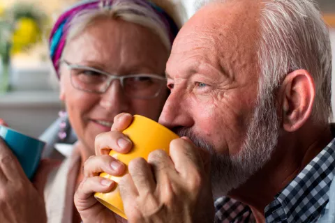 Té verde y café tras un ictus o infarto