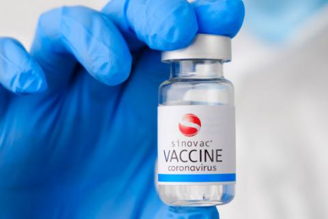 Vacuna de Sinovac CoronaVac frente al COVID-19