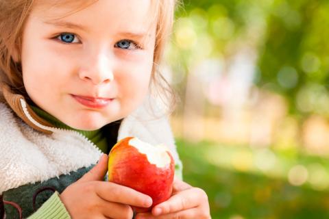 Más fruta: mejor salud mental infantil
