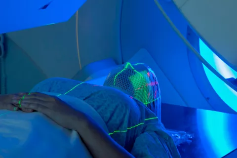 Usan semillas magnéticas para calentar y acabar con el cáncer cerebral Semillas magnéticas contra el cáncer