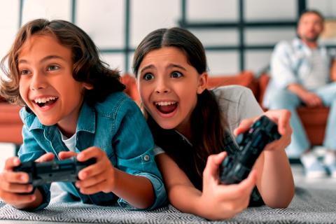 Videojuegos potencian inteligencia niños