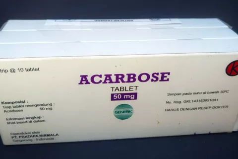 Revelan cómo la naturaleza produce un fármaco clave contra la diabetes Caja de comprimidos de acarbosa
