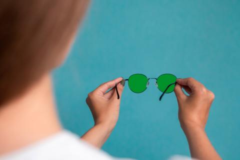 Fibromialgia: gafas verdes reducen dolor