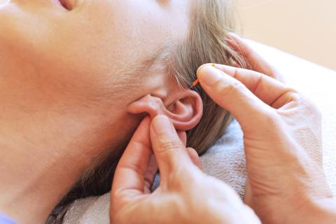 They confirm that auricular acupuncture reduces symptoms of depression