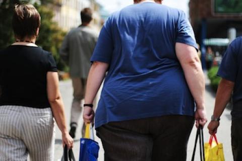 Mujer con sobrepeso