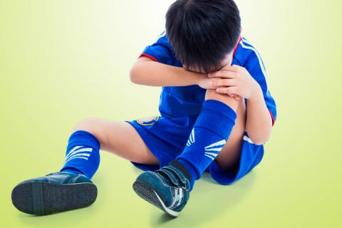 Repetir los mismos ejercicios puede causar lesiones a niños