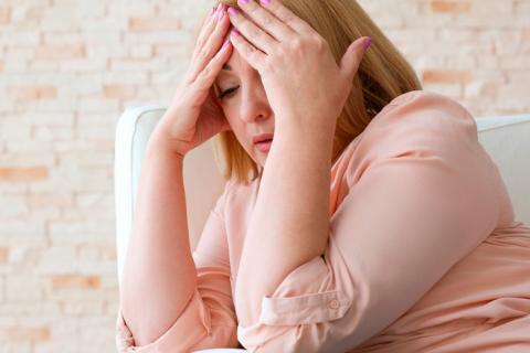 Mujer con depresión en la menopausia