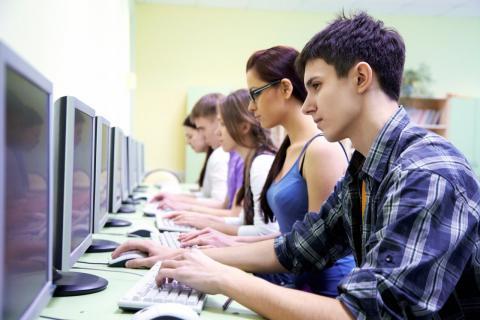 El mundo virtual es real para algunos adolescentes