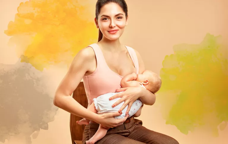Madre amamantando a su bebé recién nacido