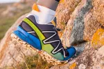 La distancia y el ajuste, decisivos al comprar zapatillas de trail running Pie calzado con una zapatilla de trail running