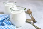 Lácteos más adecuados para los adultos mayores Yogurt lácteo adecuado para los adultos mayores