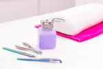 Material necesario para realizar la manicura en casa Material para realizar la manicura en casa