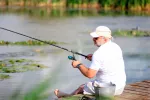 Pasos para sacar la licencia de pesca estando jubilado Jubilado pescando