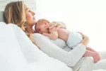 Síntomas de la depresión posparto Síntomas de la depresión posparto en una madre reciente