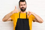 Chico indeciso ¿Por qué nos cuesta tomar decisiones?