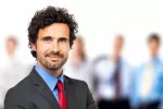 Liderazgo adaptativo Líder al frente de su equipo de trabajo