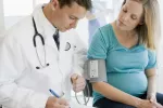 La preeclampsia aumenta el riesgo de parálisis cerebral