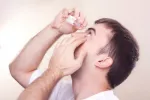 Tratamiento de la conjuntivitis Tratamiento de la conjuntivitis con gotas