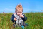 Una analítica mejora la eficacia de la vacuna para la alergia al polen Niño con síntomas de alergia al polen