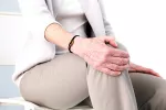 La artrosis duplica en las mujeres el riesgo de tener otras patologías Mujer con artrosis