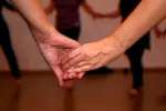 Técnica de la biodanza para reducir el dolor en la fibromialgia