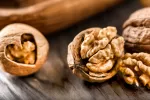 Las nueces pueden ayudar a reducir el colesterol y los triglicéridos Nueces