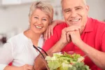 Una dieta adecuada ayuda a frenar la degeneración macular Dieta adecuada ayuda a frenar la degeneración macular