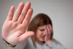 Las mujeres con estrés tienen más riesgo de desarrollar obesidad Mujer con sobrepeso y estrés
