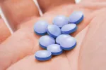 La FDA aprueba Dsuvia, un polémico opioide extremadamente potente Opioide en la mano