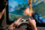 Los videojuegos de acción reducen la materia gris cerebral Persona jugando con videojuegos
