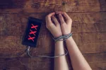 Adicción a la pornografía Adolescente adicta a la pornografía