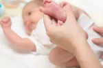 Cómo cambiar el pañal a tu bebé paso a paso Cambiar el pañal al bebé