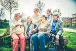 Ciudades amigables con las personas mayores Personas mayores en una ciudad amigable
