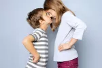 Peleas entre hermanos Peleas entre dos hermanos