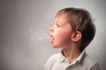 Niño con dislalia Niño con trastornos del habla