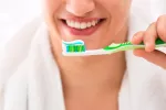 Cómo cepillarse los dientes